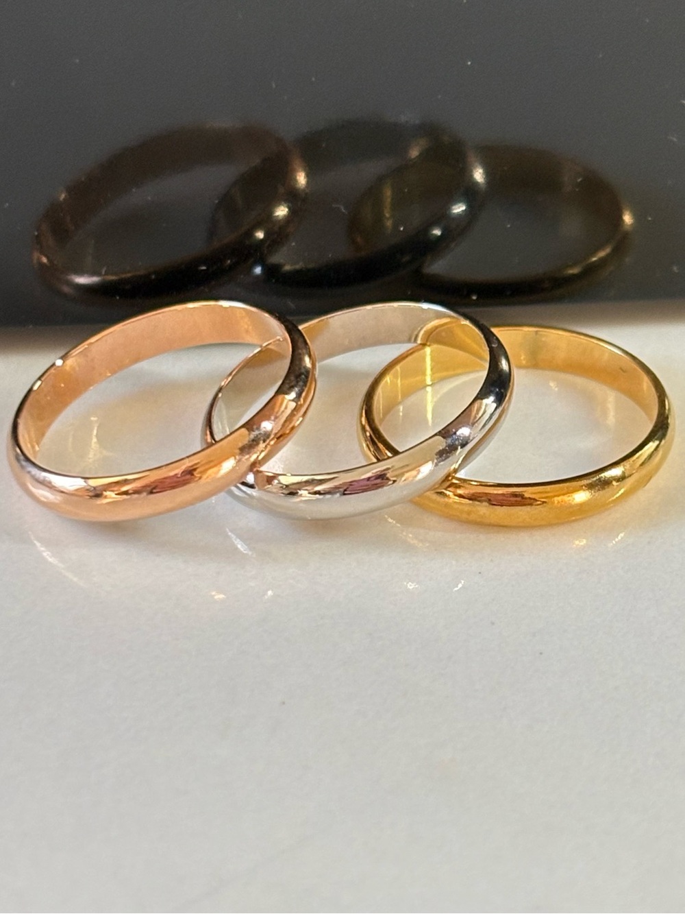 Vintage Avon Tri Tone Band Ring Set Gold Rose Gold Silver Tone Size 8 NIB
